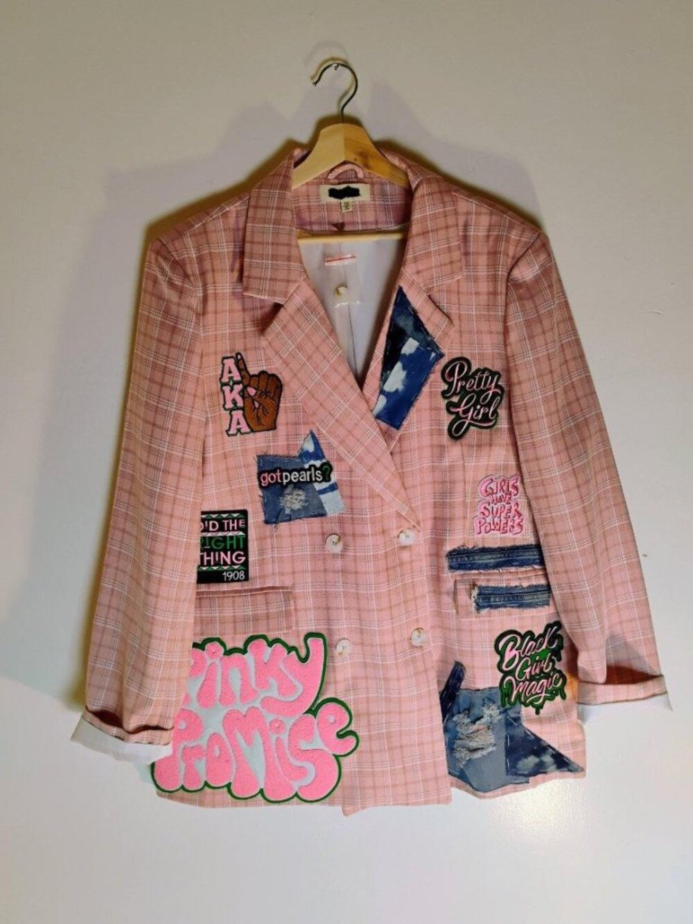 1X Plus Size Pink & Green blazer with patches